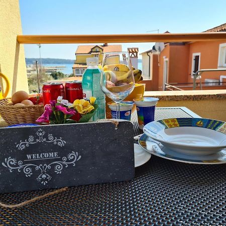 Apartment Manuel Новиград Екстериор снимка
