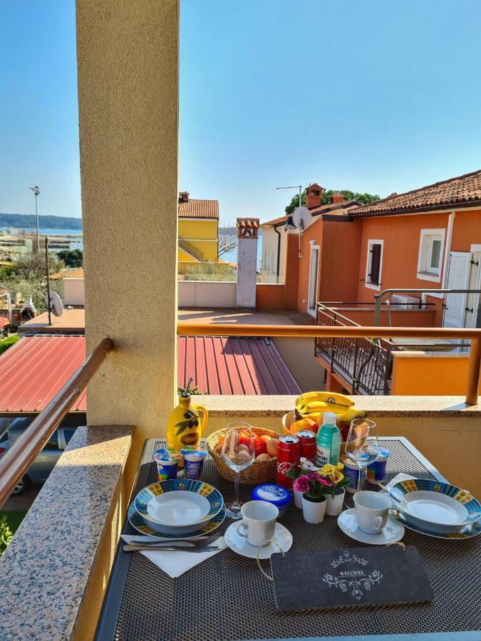 Apartment Manuel Новиград Екстериор снимка