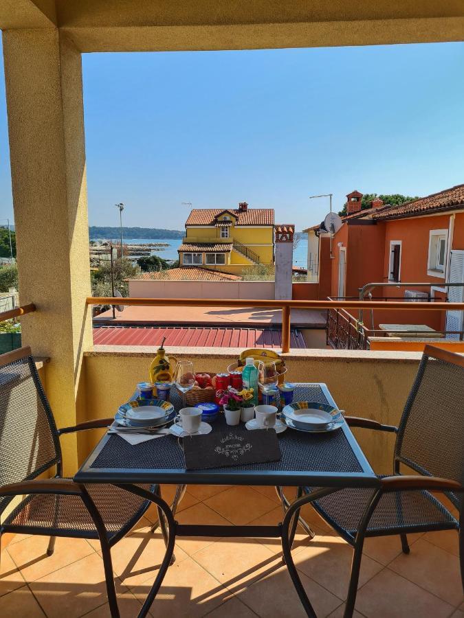 Apartment Manuel Новиград Екстериор снимка